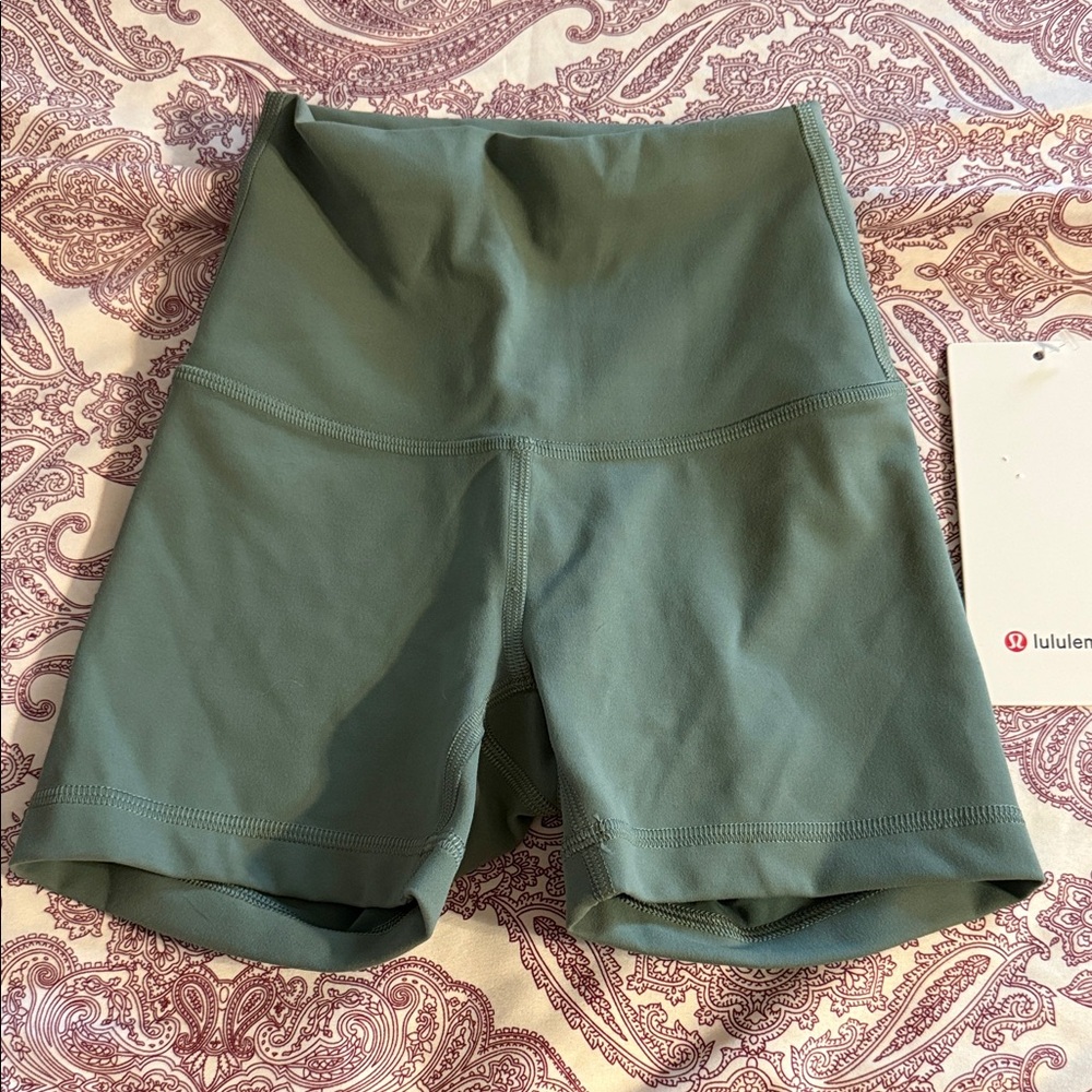 lululemon athletica Sage Green Bike Shorts Wonder Train 4”